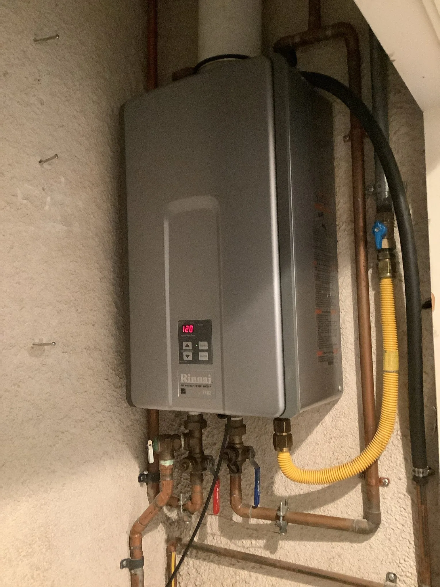 rinnai-tankless-heater-in-thousand-oaks-ca