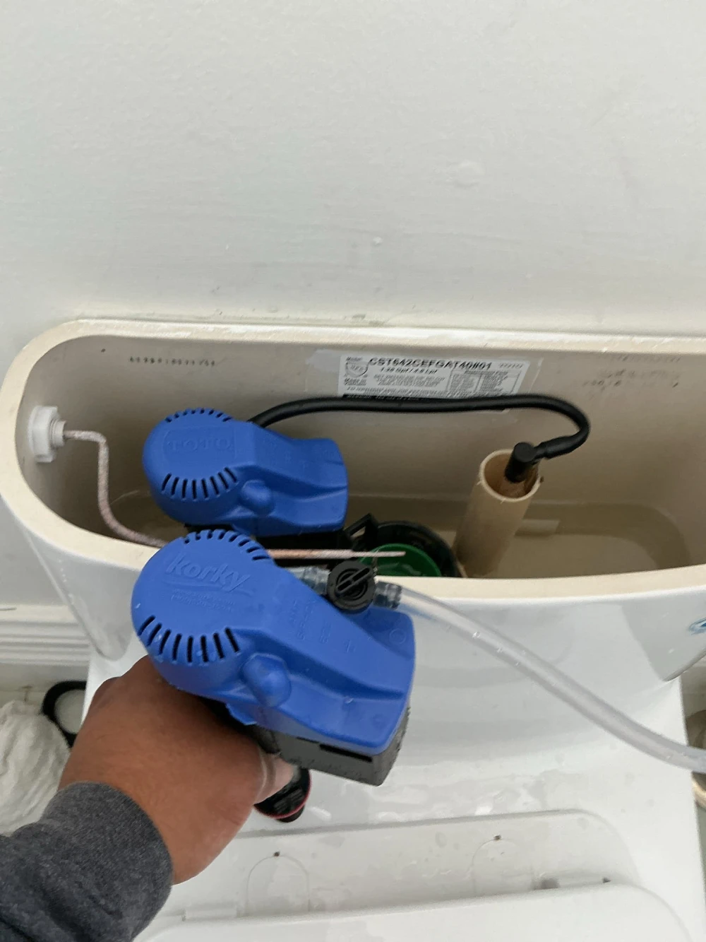 toilet repairj